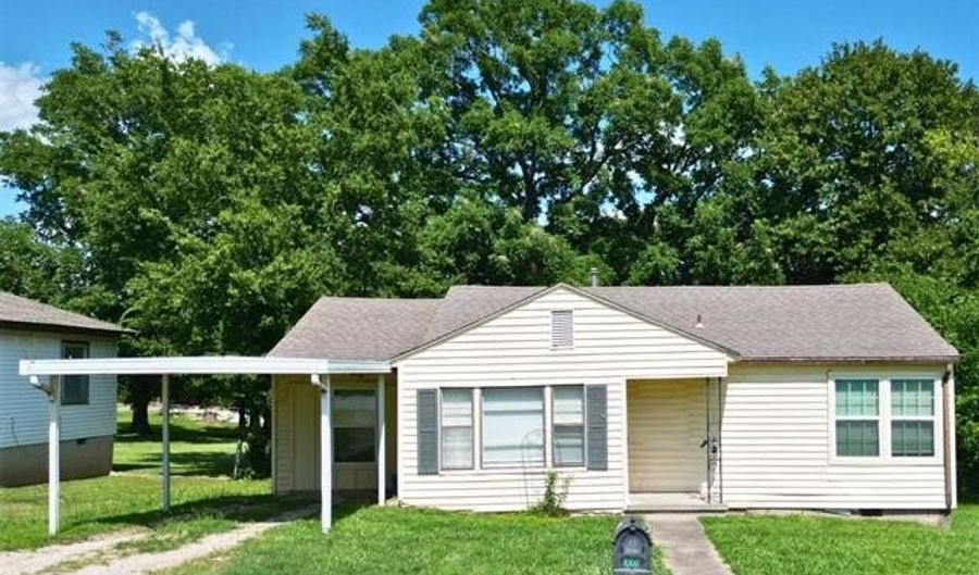 1002 S Highland, Ada, OK 74820 - 3 Beds, 2 Bath