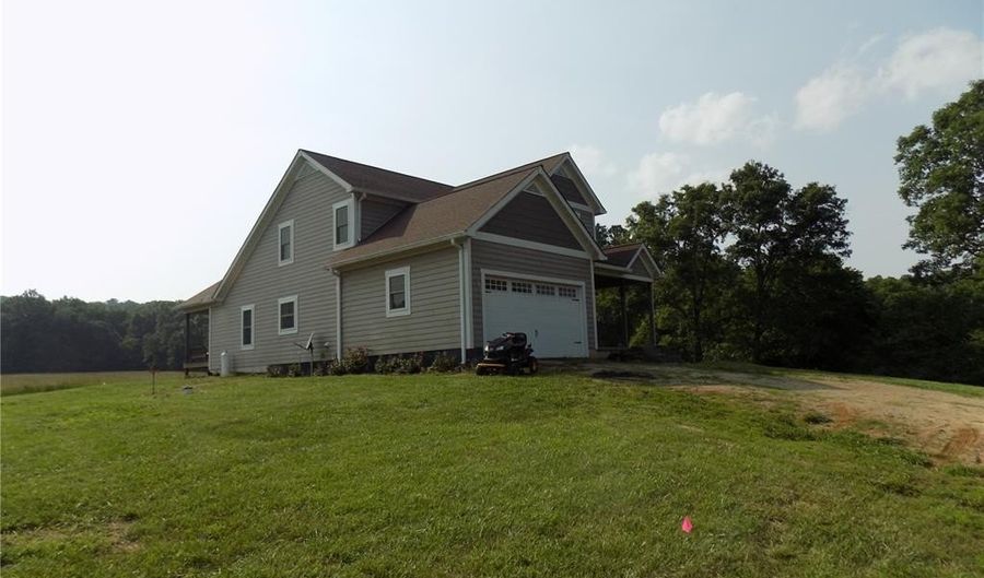 16059 Highway E Hwy, Arcadia, MO 63621 - 3 Beds, 3 Bath