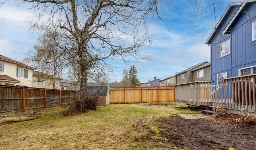 10640 Cutter Cir, Anchorage, AK 99515 - 4 Beds, 3 Bath