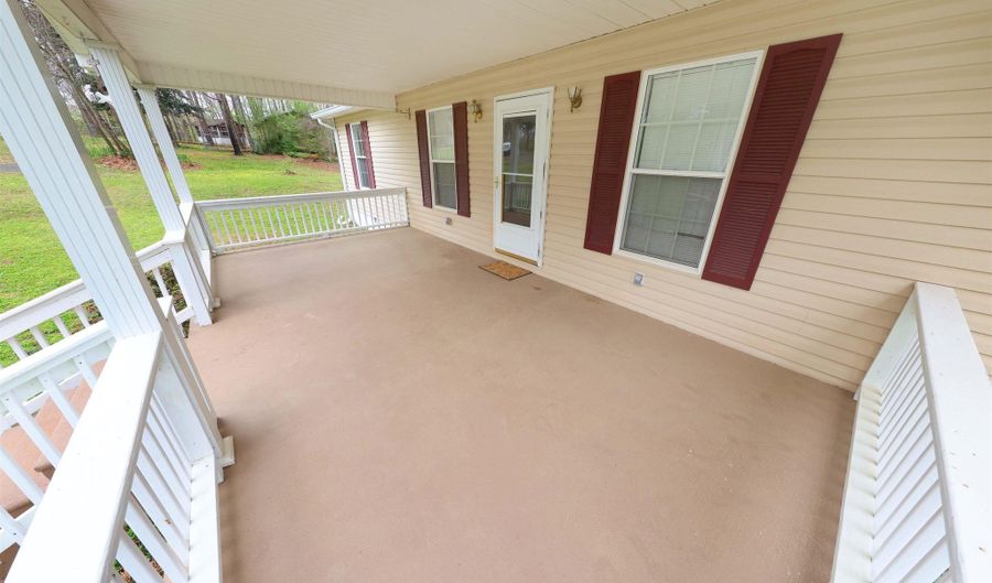 5731 GLADE Cir, Anniston, AL 36206 - 2 Beds, 2 Bath