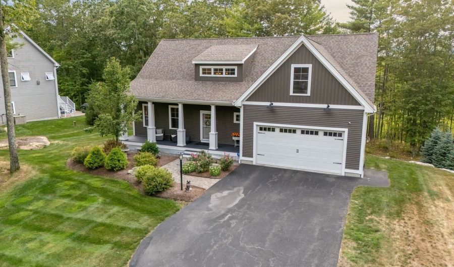 126 Harvard Ave, Auburn, NH 03032 - 3 Beds, 3 Bath