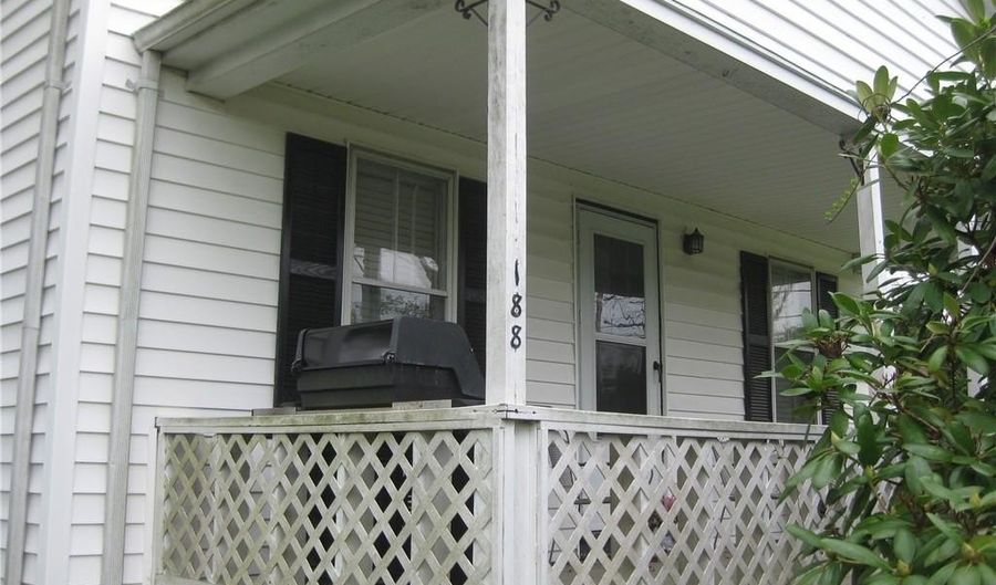 188 Greene Ln, Middletown, RI 02840 - 4 Beds, 2 Bath