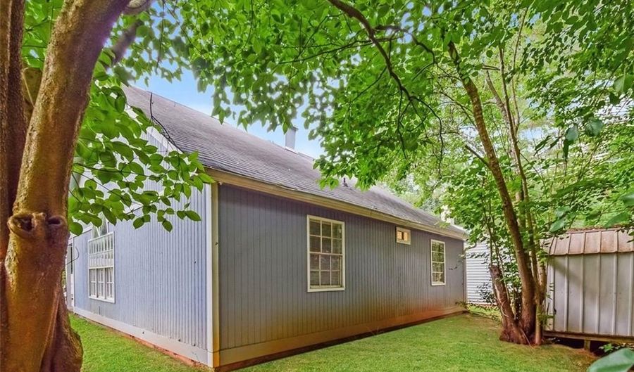 3163 SPRINGSIDE Xing, Decatur, GA 30034 - 3 Beds, 2 Bath