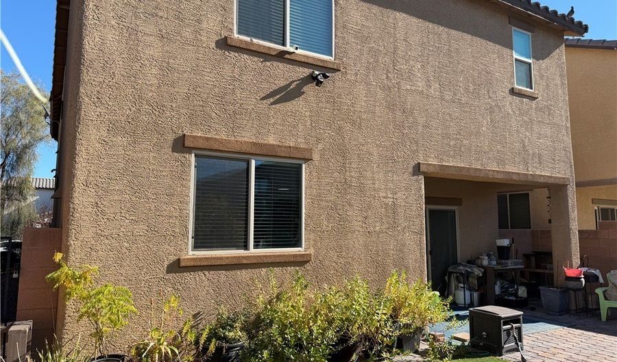 11329 Beta Ceti St, Las Vegas, NV 89183 - 5 Beds, 3 Bath