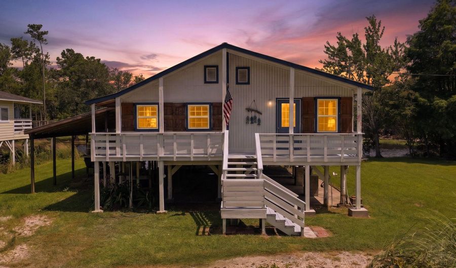 5030 Hawk St, Bay St. Louis, MS 39520 - 3 Beds, 2 Bath