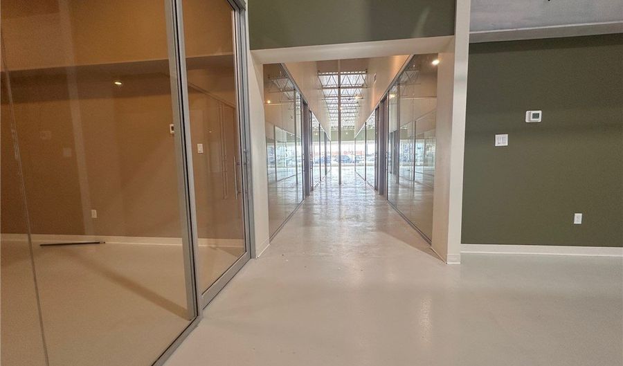 418 S Commercial, Aransas Pass, TX 78336 - 8 Beds, 0 Bath