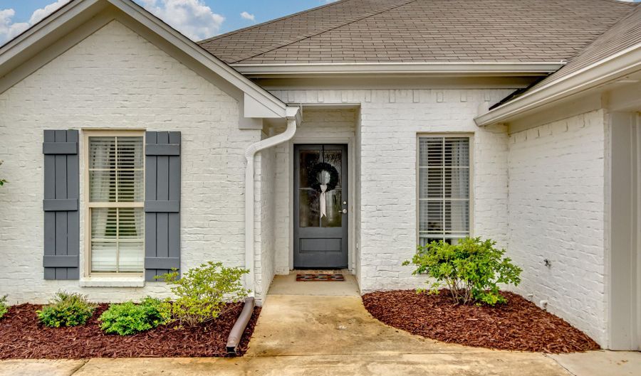 914 Filmore Dr, Brandon, MS 39042 - 3 Beds, 2 Bath