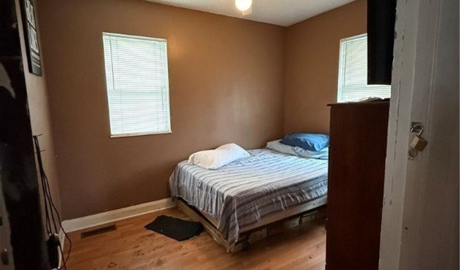 3011 N Bend Rd, Ashtabula, OH 44004 - 2 Beds, 1 Bath