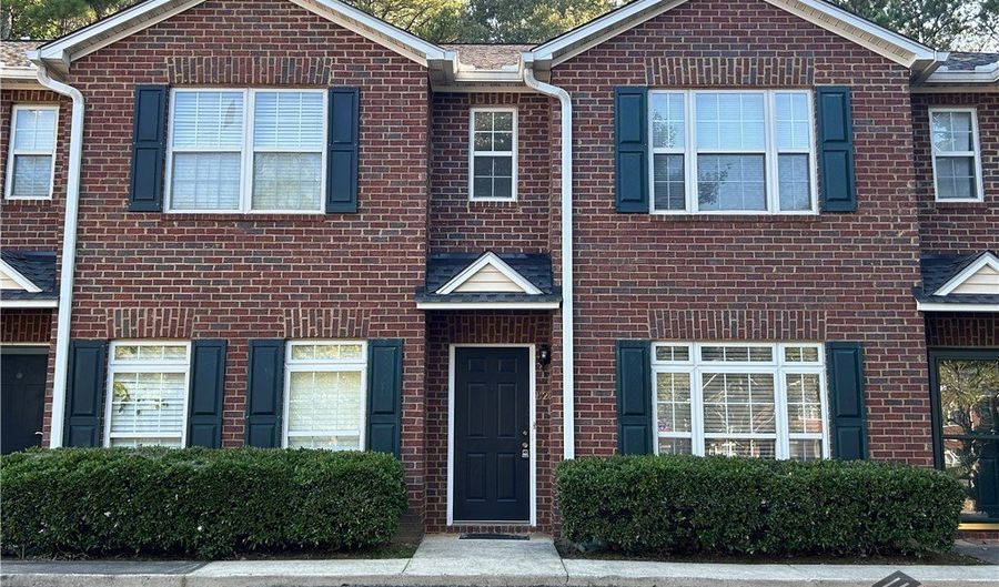 637 Huntington Rd B2, Athens, GA 30606 - 2 Beds, 3 Bath