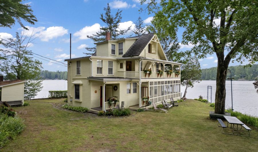 202 Route 109, Acton, ME 04001 - 4 Beds, 5 Bath