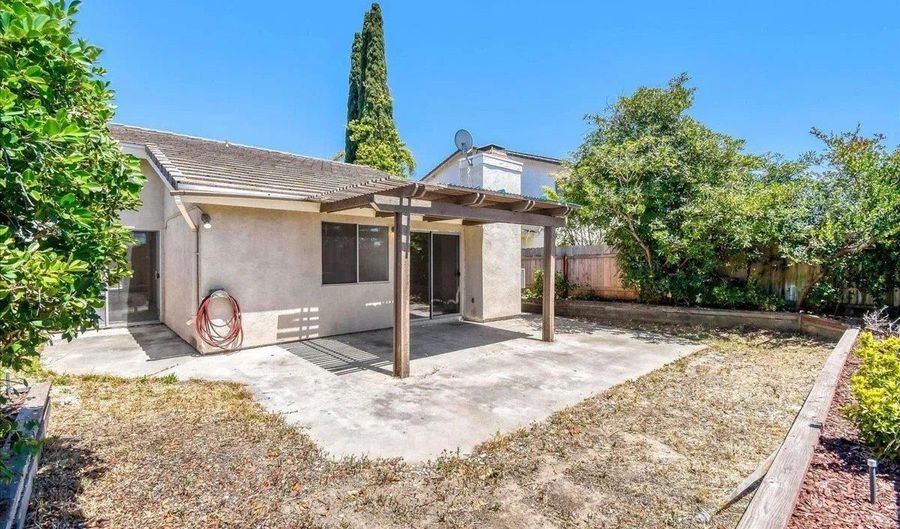 13522 Hike Ln, San Diego, CA 92129 - 2 Beds, 2 Bath