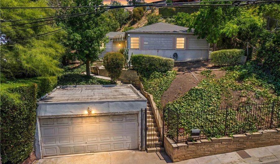 4118 Division St, Los Angeles, CA 90065 - 2 Beds, 2 Bath