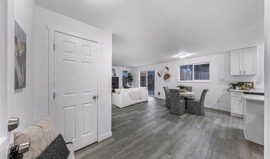 1464 Greenville Dr, Bellingham, WA 98226 - 3 Beds, 2 Bath