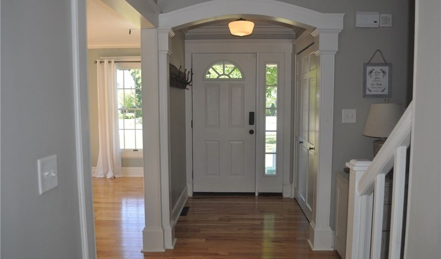 2722 Gingertree Dr, Ashtabula, OH 44004 - 4 Beds, 3 Bath