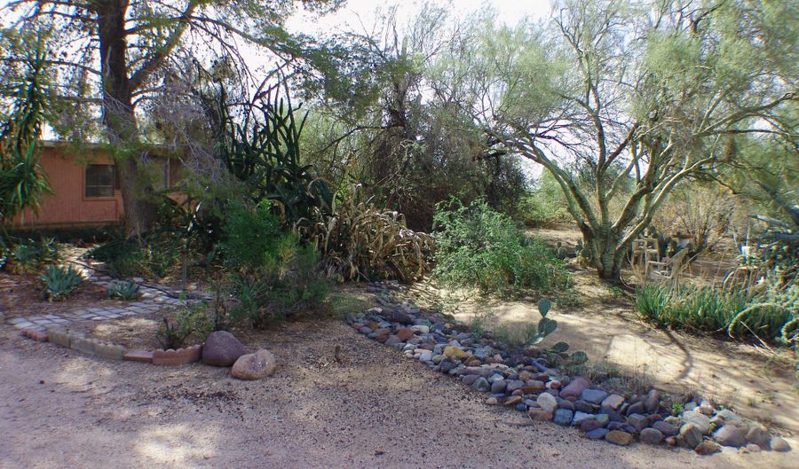 31607 N 64TH St, Cave Creek, AZ 85331 - 4 Beds, 2 Bath
