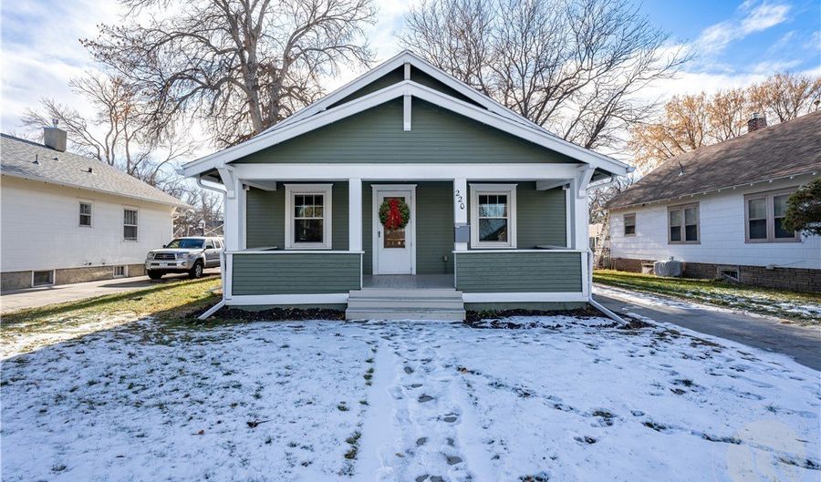 220 Custer Ave, Billings, MT 59101 - 2 Beds, 1 Bath