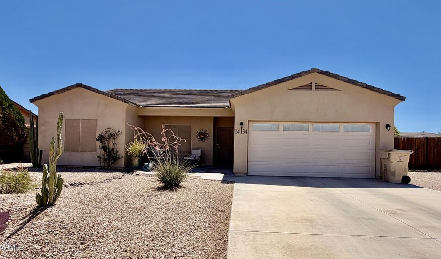 14134 S AMADO Blvd, Arizona City, AZ 85123 - 3 Beds, 2 Bath
