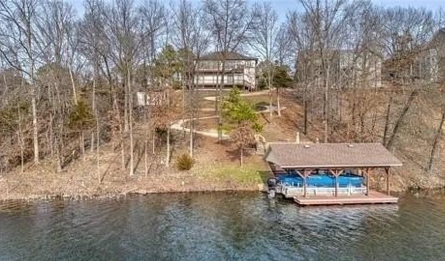 13 Dunedin Pl, Bella Vista, AR 72715 - 4 Beds, 3 Bath