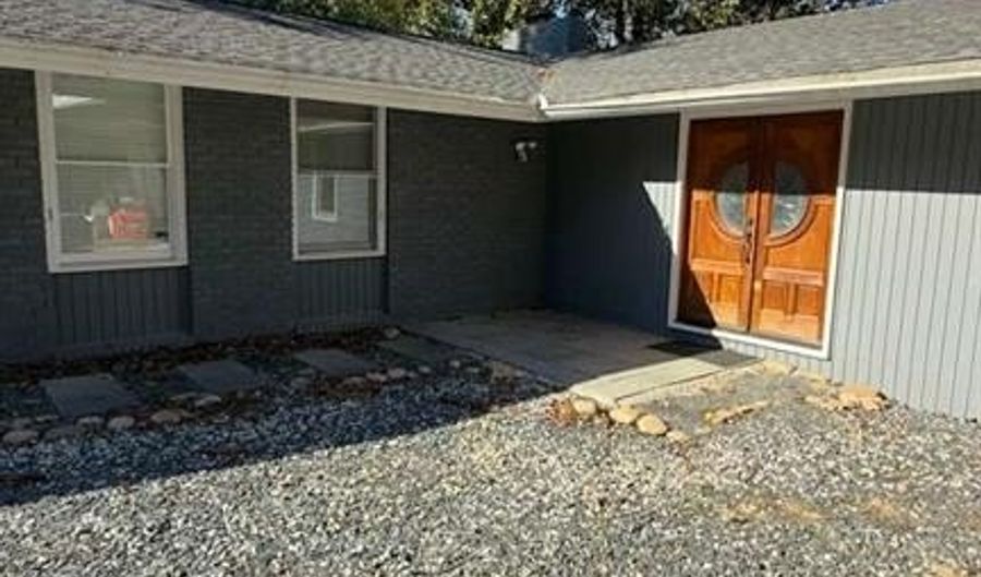 3400 Spalding Dr, Atlanta, GA 30350 - 2 Beds, 2 Bath