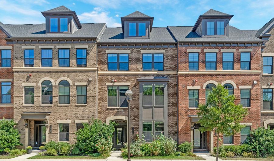 22266 PHILANTHROPIC Dr, Ashburn, VA 20148 - 5 Beds, 5 Bath