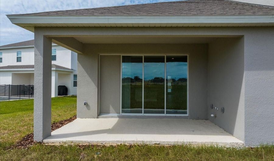 5409 MARSHELDER St, Apopka, FL 32712 - 6 Beds, 5 Bath