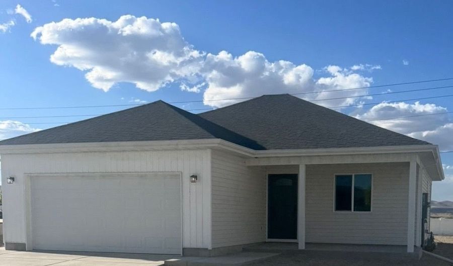 1271 Primrose Ln, Elko, NV 89801 - 3 Beds, 2 Bath