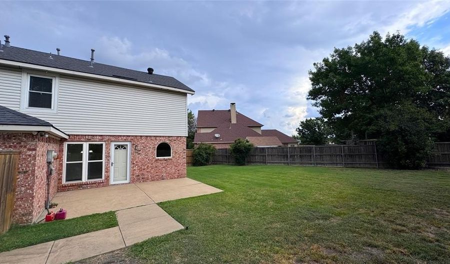 1114 Brookview Dr, Allen, TX 75002 - 3 Beds, 3 Bath