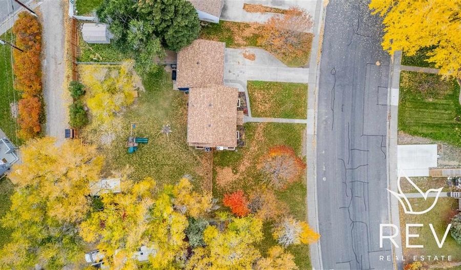 529 Circle Dr E, Cody, WY 82414 - 4 Beds, 2 Bath