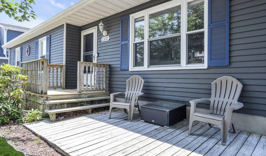 1332 Longboat Ave, Beachwood, NJ 08722 - 3 Beds, 1 Bath