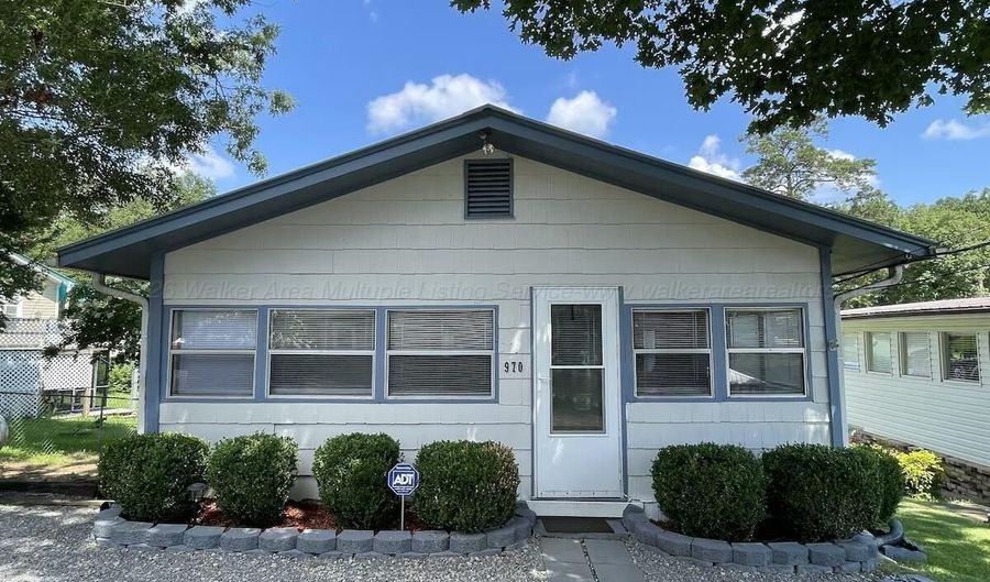 970 BOAT WORKS Rd, Adger, AL 35006 - 2 Beds, 1 Bath