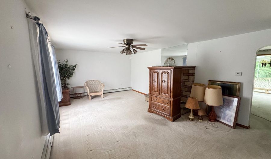2715 16th St, Altoona, PA 16601 - 3 Beds, 2 Bath