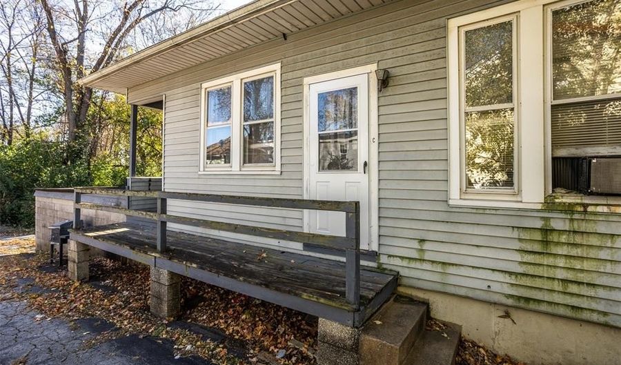 1725 S Rodgers Ave, Alton, IL 62002 - 0 Beds, 0 Bath