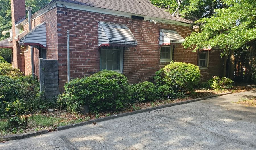 591 Villa Crst, Macon, GA 31206 - 2 Beds, 1 Bath
