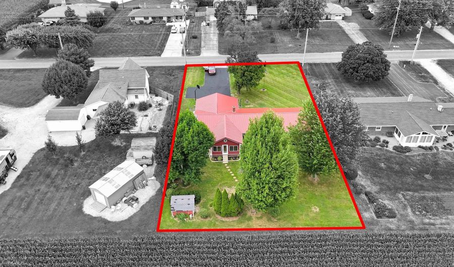 1809 E Kelley Rd, Frankfort, IN 46041 - 3 Beds, 2 Bath