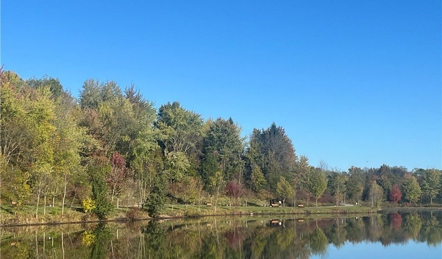 855-2 Dipper Ln, Aurora, OH 44202 - 3 Beds, 3 Bath