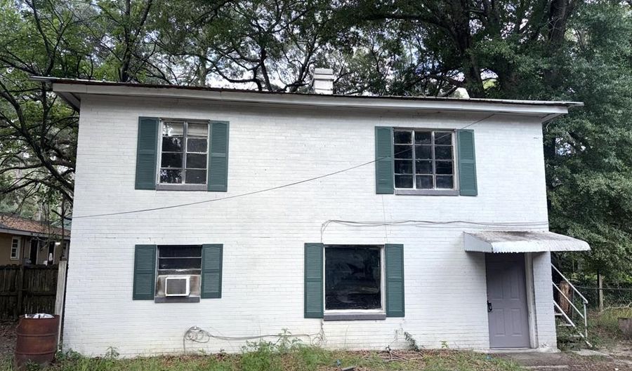 1508 N Van Buren St, Albany, GA 31701 - 4 Beds, 2 Bath