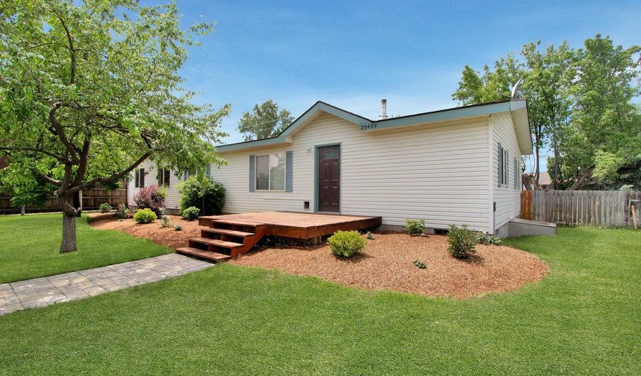 20409 S Main St, Carey, ID 83320 - 3 Beds, 2 Bath