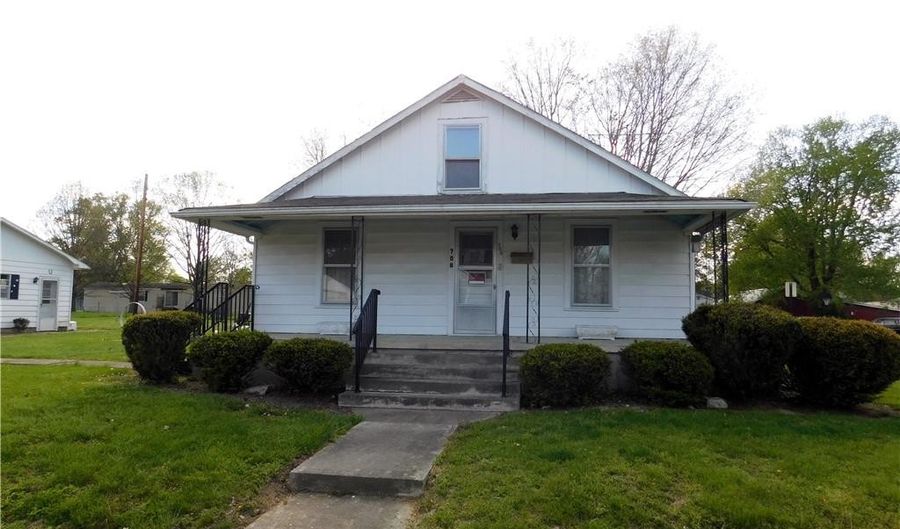 708 S First St, Scottsburg, IN 47170 - 4 Beds, 1 Bath
