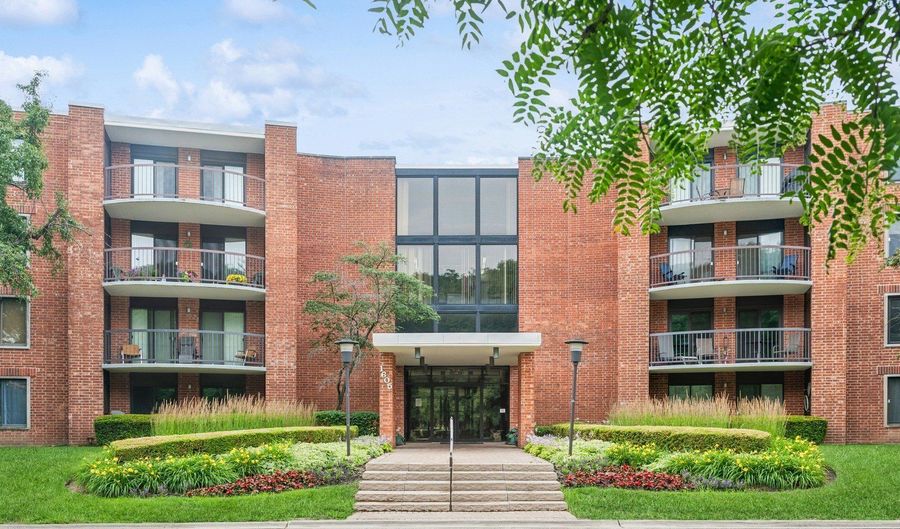 1605 E Central Rd 411B, Arlington Heights, IL 60005 - 1 Beds, 1 Bath