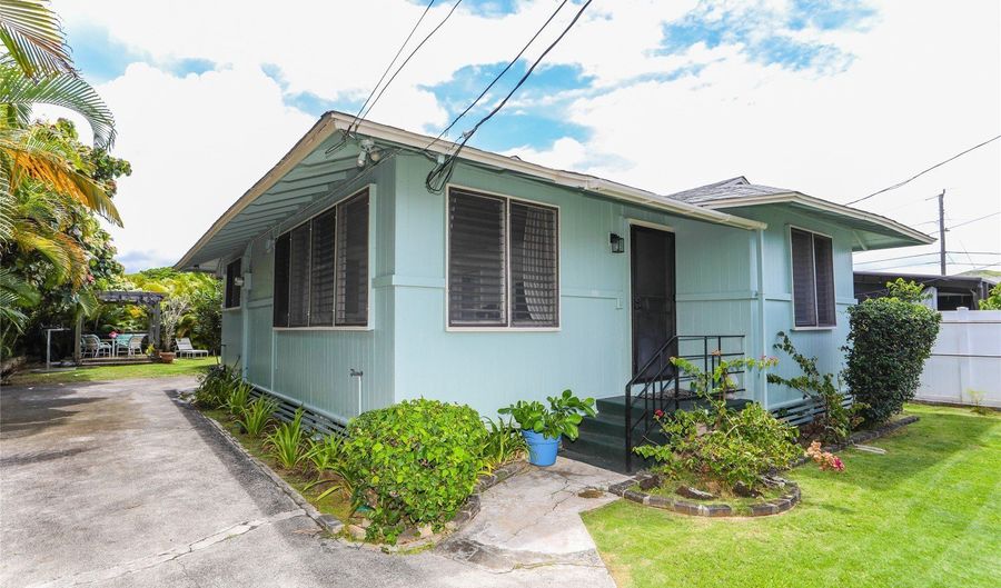 491 Kihapai St, Kailua, HI 96734 - 2 Beds, 1 Bath