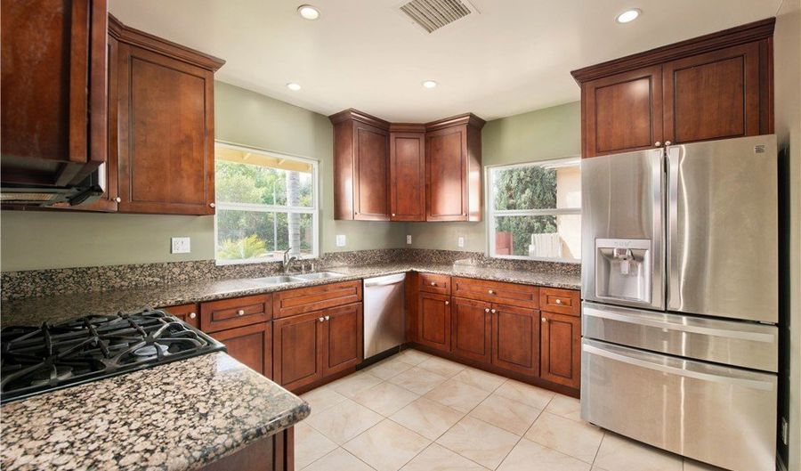 17561 Bullock St, Encino, CA 91316 - 3 Beds, 2 Bath