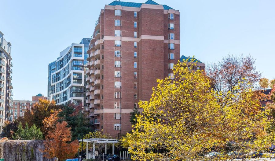 4808 MOORLAND Ln 711, Bethesda, MD 20814 - 2 Beds, 2 Bath