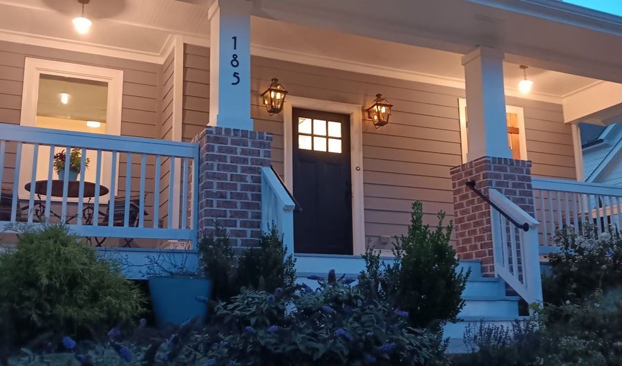 185 Valley St, Ball Ground, GA 30107 - 5 Beds, 3 Bath