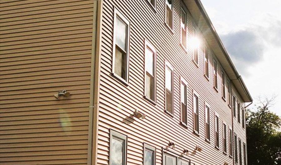 4-16 Humboldt Pl, Boston, MA 02127 - 13 Beds, 12 Bath