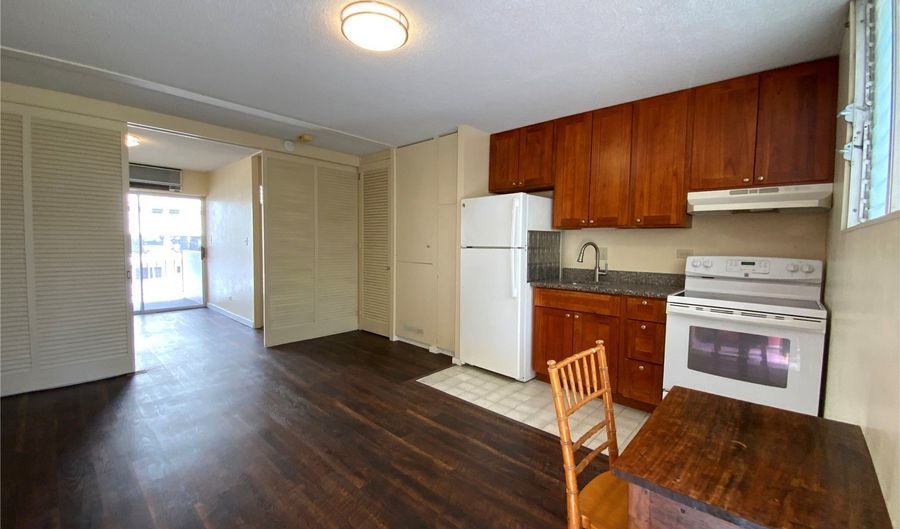 236 Liliuokalani Ave 202, Honolulu, HI 96815 - 1 Beds, 1 Bath
