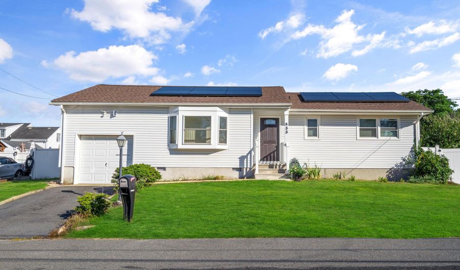 833 Ocean Ave, Beachwood, NJ 08722 - 3 Beds, 2 Bath
