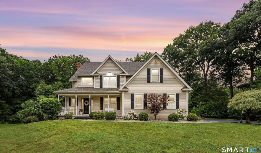 106 Stonecroft Ln, Coventry, CT 06238 - 4 Beds, 3 Bath