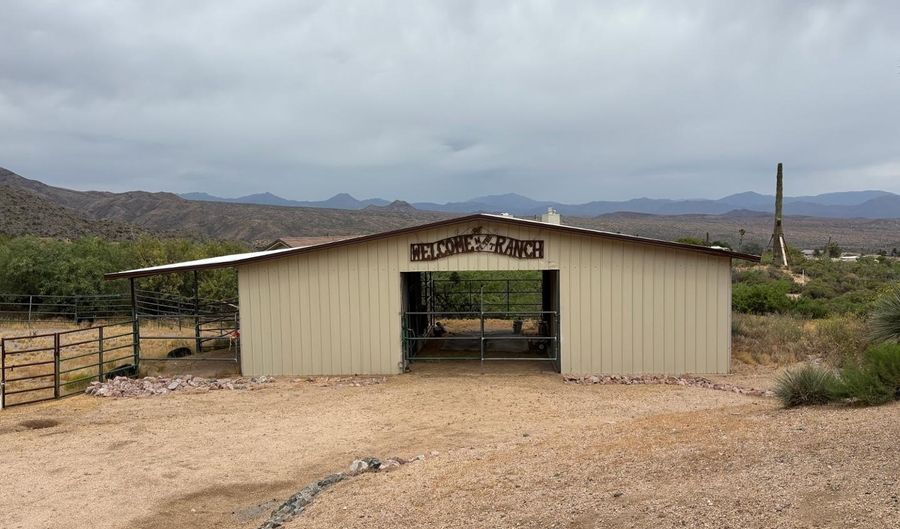 43003 N Old Mine Rd, Cave Creek, AZ 85331 - 3 Beds, 2 Bath