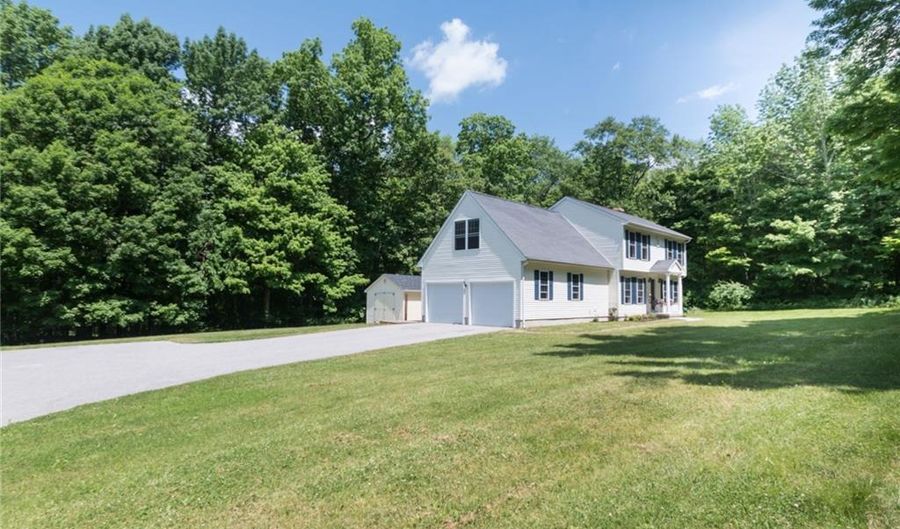 860 Mansfield City Rd, Mansfield, CT 06268 - 3 Beds, 3 Bath