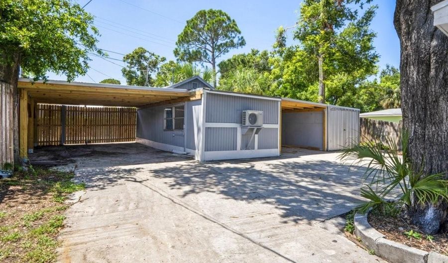 403 PRINCESS St, Clearwater, FL 33755 - 1 Beds, 1 Bath